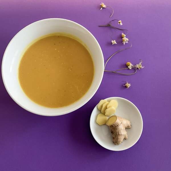 Ingwer-Süsskartoffel-Suppe mit Kamille