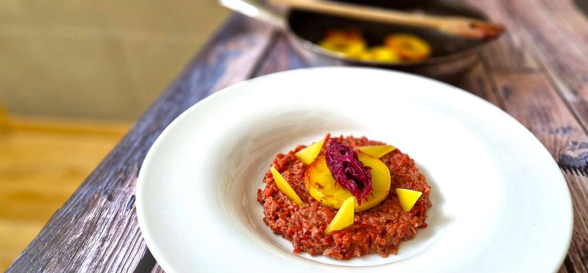 Risotto de chou rouge aux clous de girofle et à la pomme