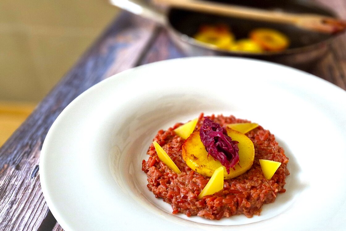 Risotto de chou rouge aux clous de girofle et à la pomme