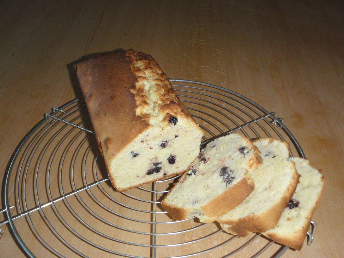 Torta con bacche di aronia