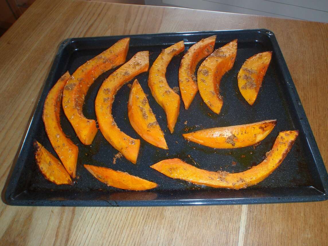 Fette di zucca al forno con cumino reale